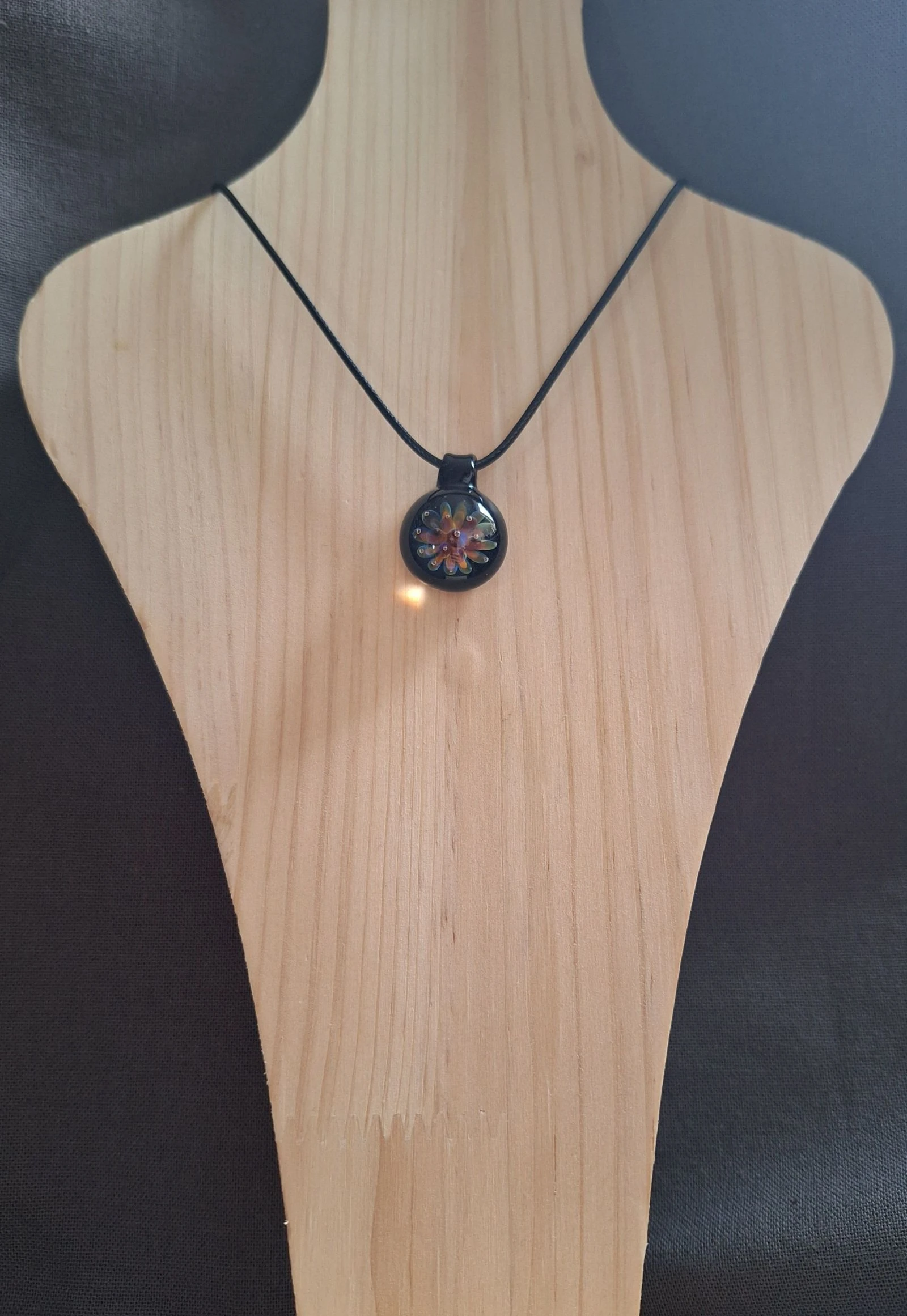 Handmade lampwork glass pendant – photo 2